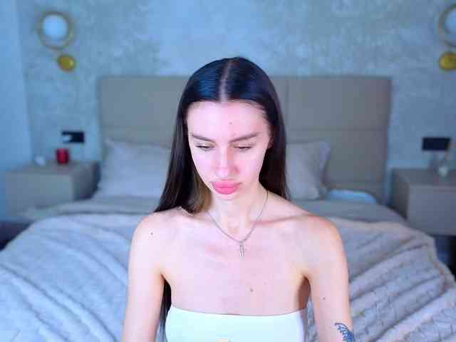 SnowWhiteee