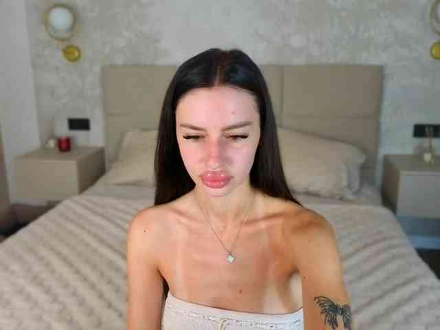 SnowWhiteee Sex Cam Show