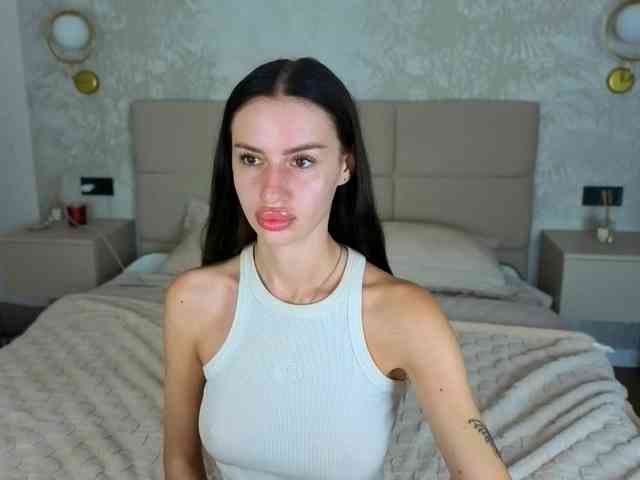 SnowWhiteee