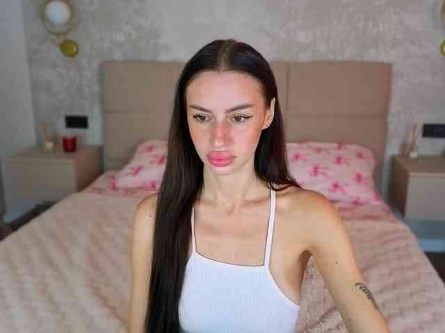 SnowWhiteee