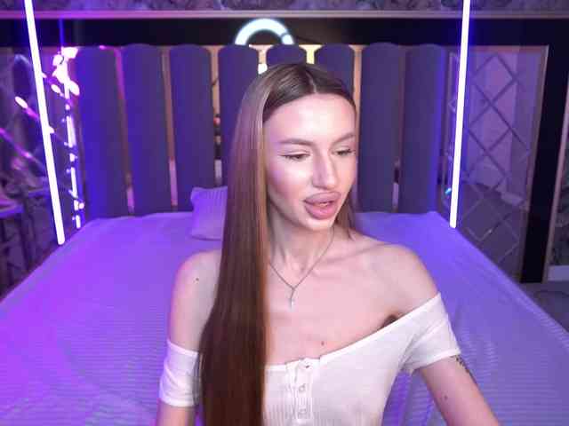 SnowWhiteee