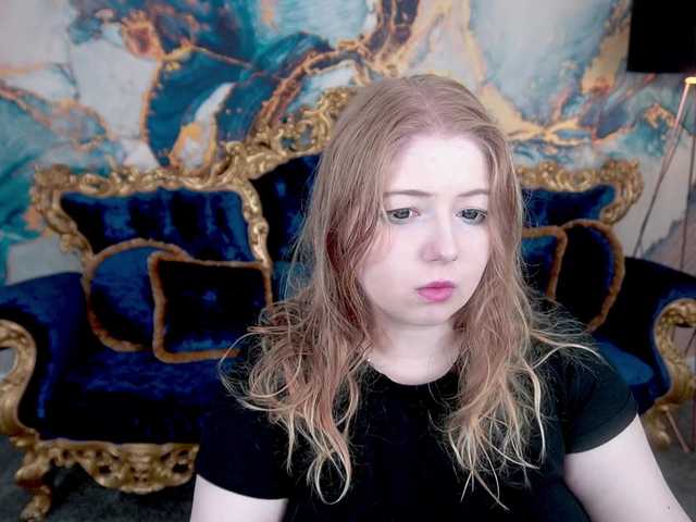 TinkerrBelll live webcam show