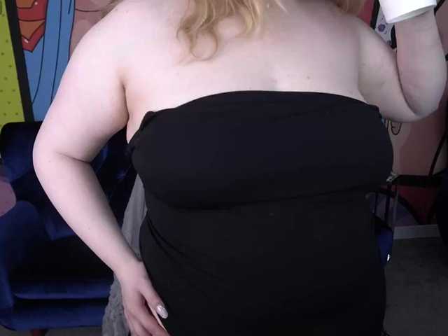 TinkerrBelll live cam on BongaCams