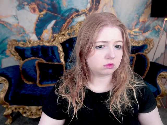 TinkerrBelll live webcam show