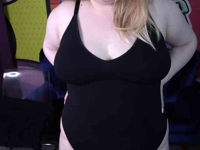 TinkerrBelll webcam
