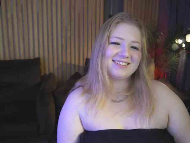TinkerrBelll webcam