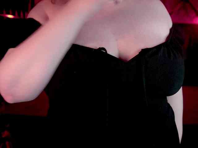 TinkerrBelll webcam