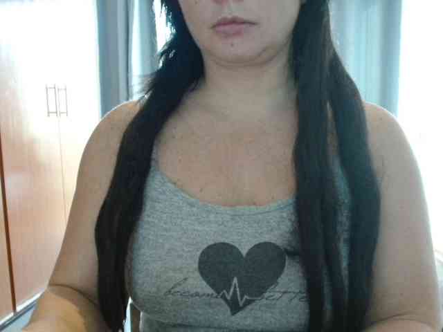 sexymommy77 webcam