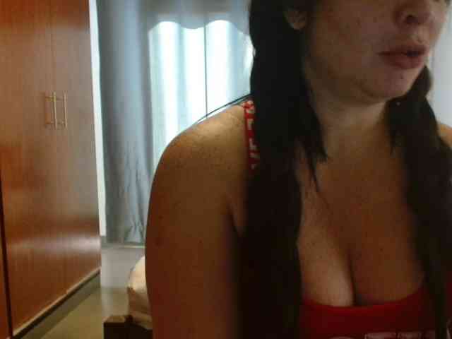 sexymommy77 webcam