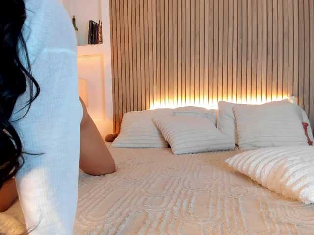 mystic-carito live cam on BongaCams