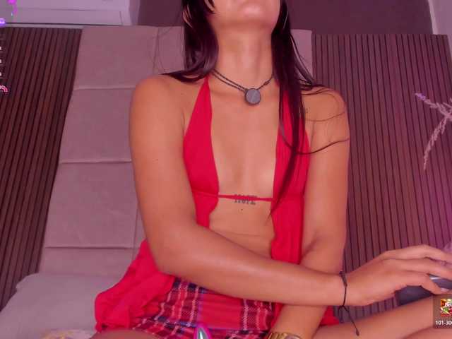 Kendall-19 live cam on BongaCams