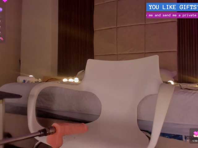 Kendall-19 live cam on BongaCams