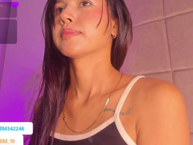 Kendall-19's BongaCams show and profile