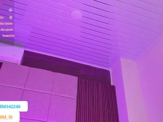 Kendall-19 live cam on BongaCams