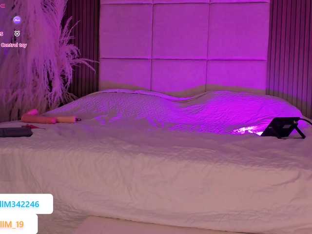 Kendall-19 live cam on BongaCams