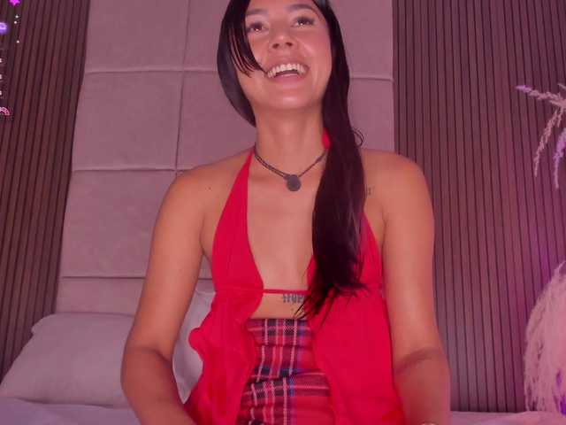 Kendall-19 live cam on BongaCams