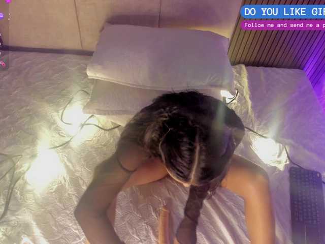 Kendall-19 live cam preview