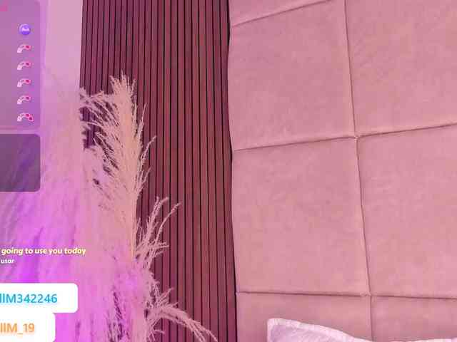 Kendall-19 Live Webcam on BongaCams