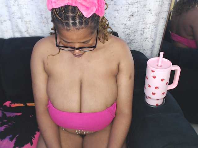 Sexyboobs97 live cam on BongaCams