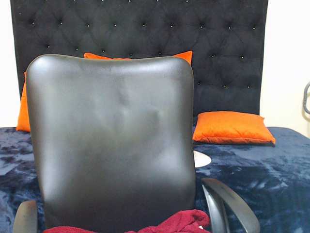 Sexyboobs97's BongaCams show and profile