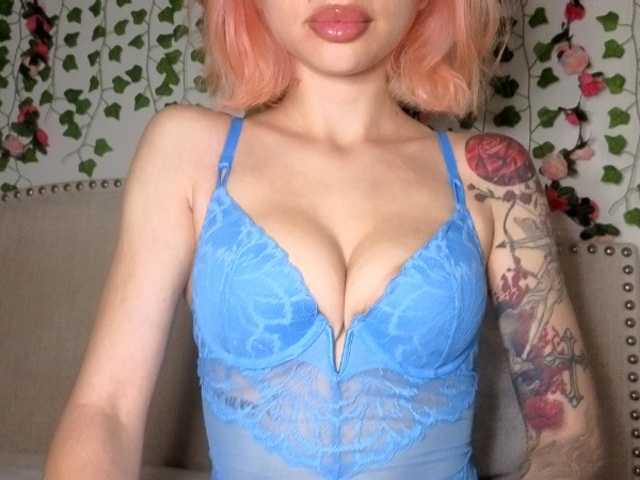 Xoxcat live cam on BongaCams