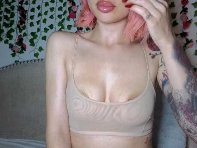 Xoxcat live cam on BongaCams
