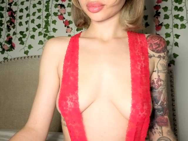 Xoxcat live cam on BongaCams