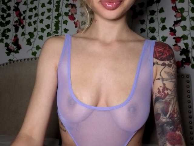 Xoxcat live cam on BongaCams