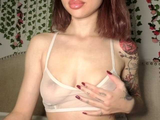 Xoxcat live cam on BongaCams