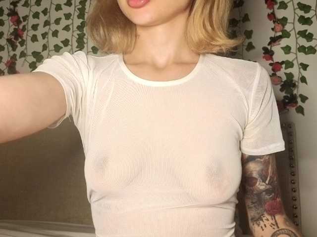 Xoxcat live cam on BongaCams