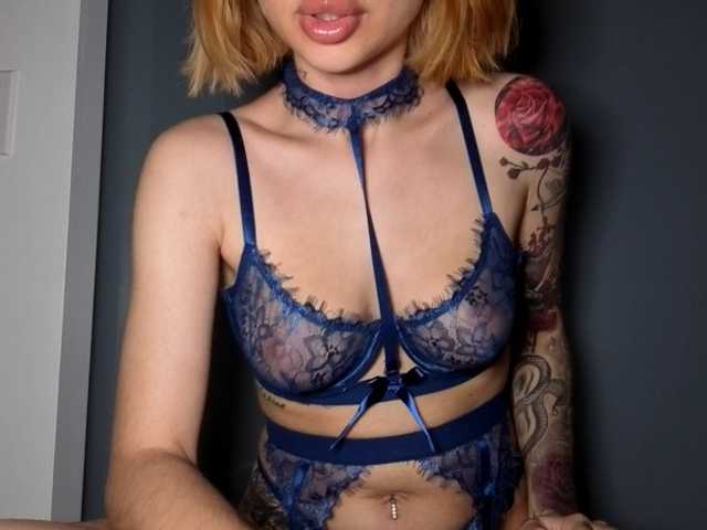 Xoxcat live cam on BongaCams