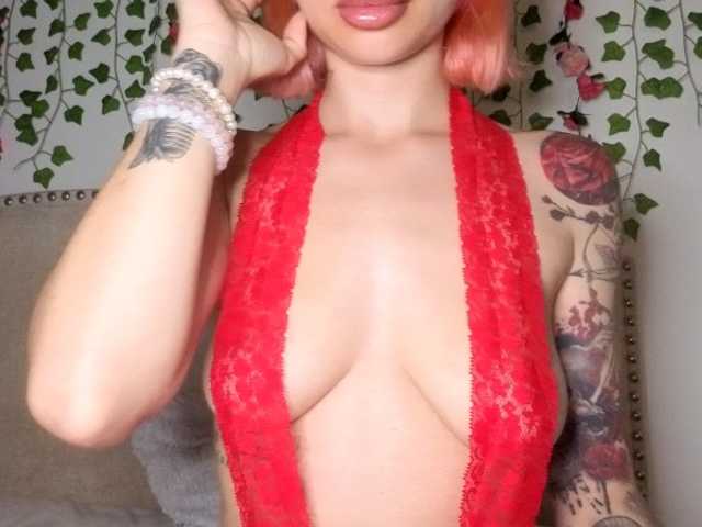 Xoxcat live webcam show