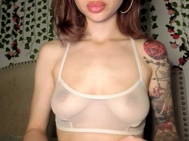 Xoxcat live cam on BongaCams