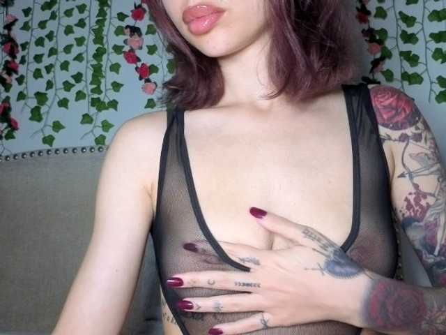 Xoxcat live cam on BongaCams