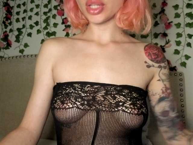 Xoxcat live cam on BongaCams