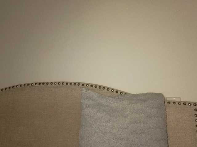 Xoxcat's BongaCams show and profile