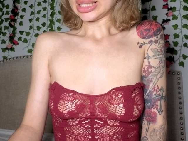 Xoxcat live cam