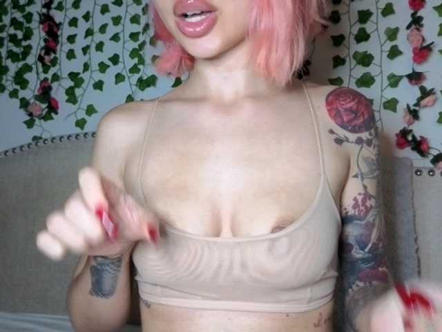 Xoxcat live cam on BongaCams