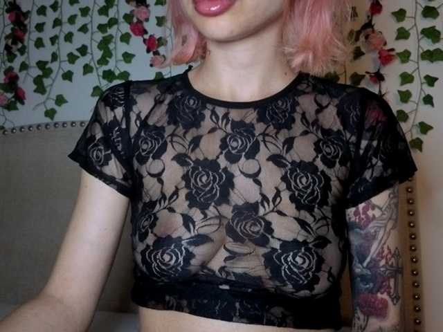 Xoxcat live cam on BongaCams