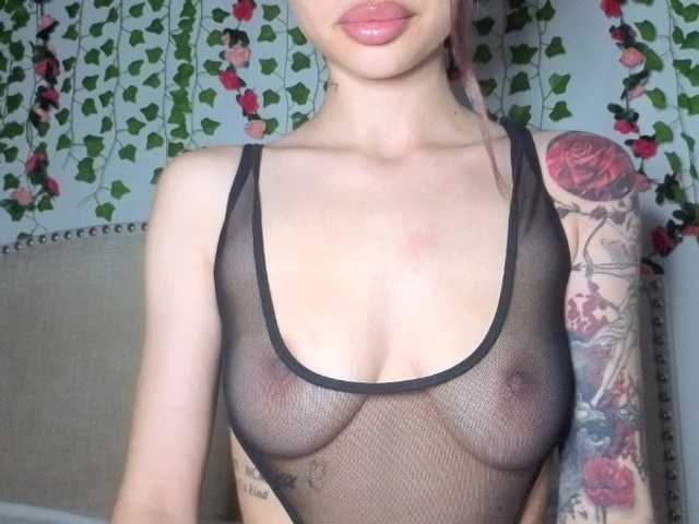 Xoxcat live cam on BongaCams