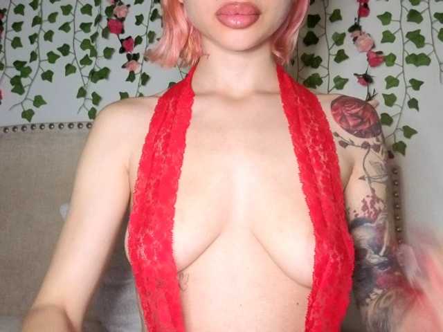 Xoxcat live webcam show