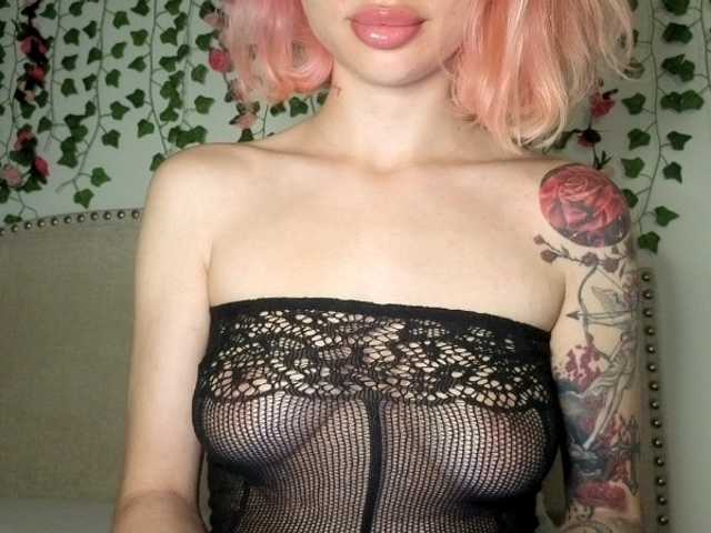 Xoxcat live cam on BongaCams