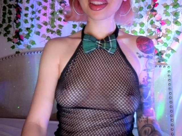 Xoxcat live cam on BongaCams
