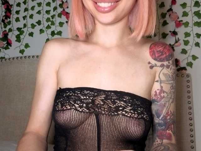 Xoxcat live cam on BongaCams