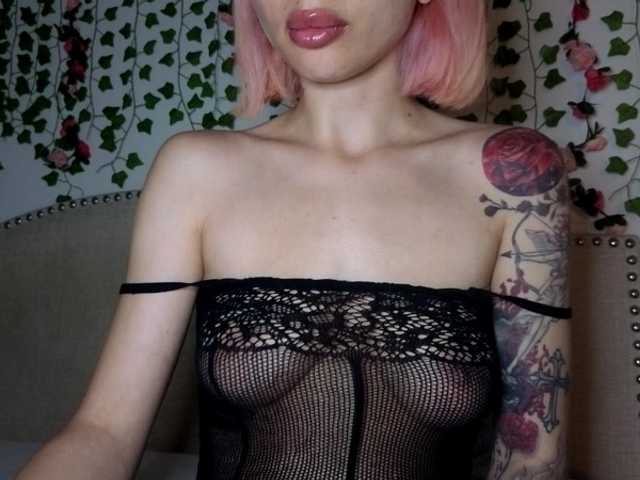Xoxcat live cam on BongaCams