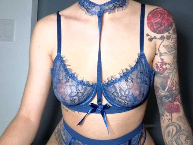 Xoxcat live cam on BongaCams