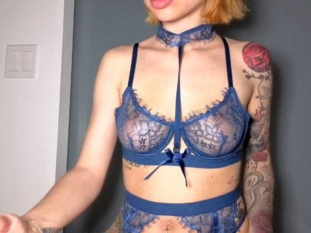 Xoxcat live cam on BongaCams