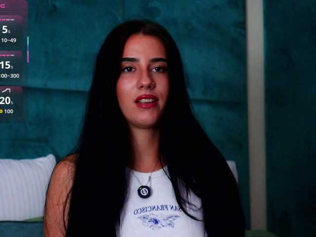 AmeliaJune live cam on BongaCams