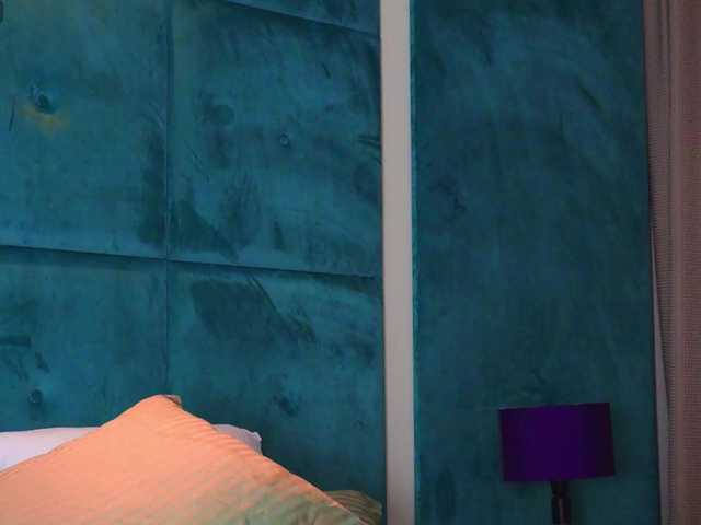 AmeliaJune live webcam show