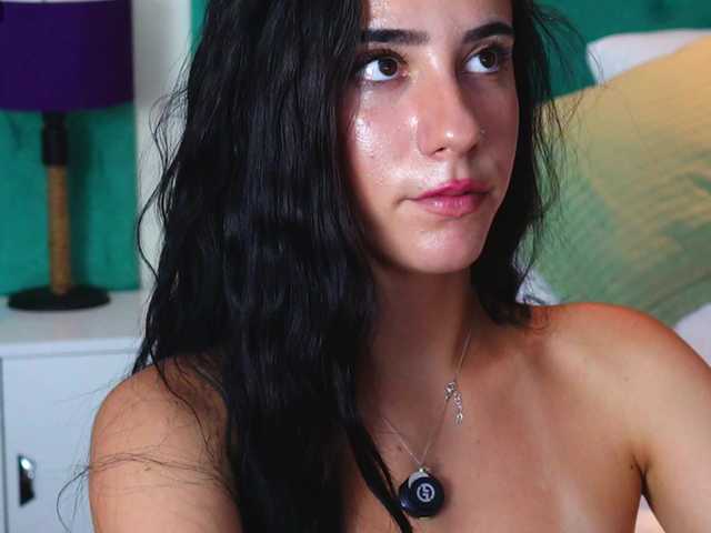 AmeliaJune live webcam show